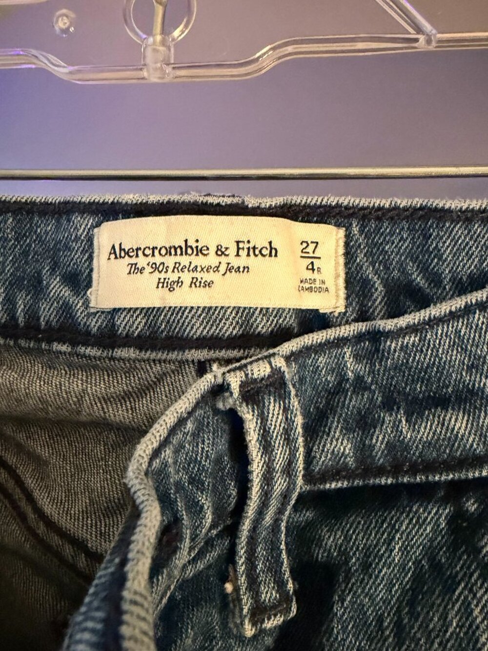 A&F - 90s Relaxed Jean High Rise - Picture 2 of 11